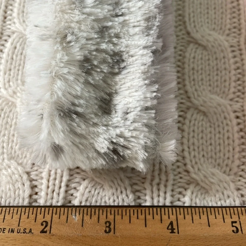 Women’s head hair bands 4 in lot 3 colorful cotton 1 faux fur that can over ears